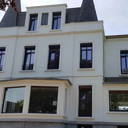 La Maison Des Dentelliers