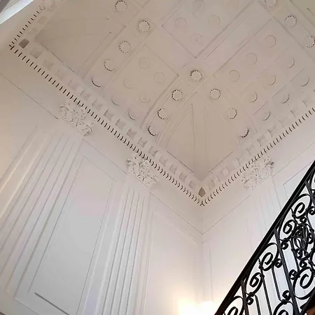 La Maison Des Dentelliers לינה וארוחת בוקר 3*